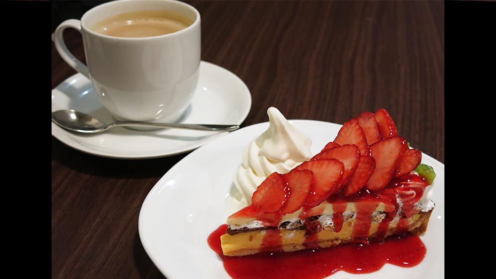 神戸・三宮│軽食とデザートが充実の地下喫茶「モッキンバード」